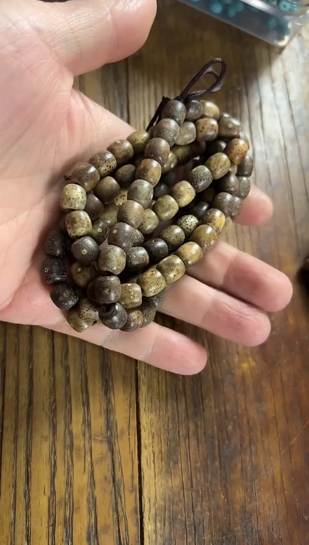 无非金属W***J9x9mm  玉化长串