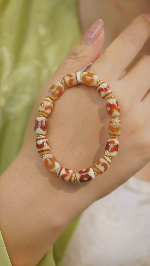 【闪购商品】玛瑙/玉髓手串未镶嵌多样性发其一