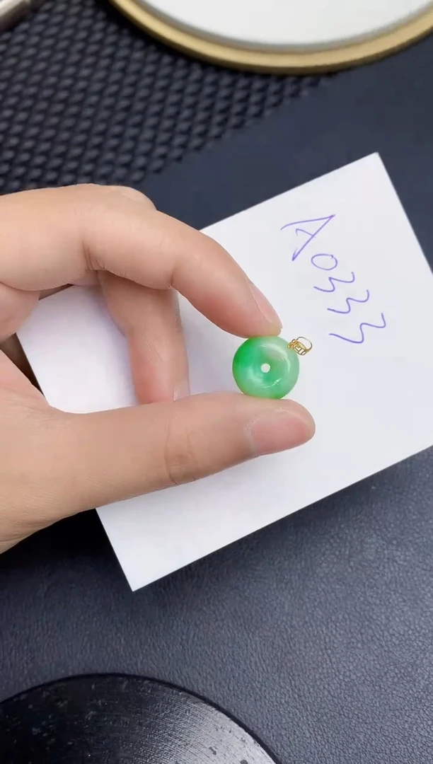 【闪购商品】翡翠颈饰18K金镶嵌000000000