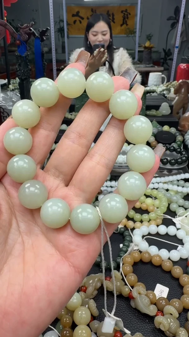 未镶嵌手串和田玉新疆且末高青白卡16