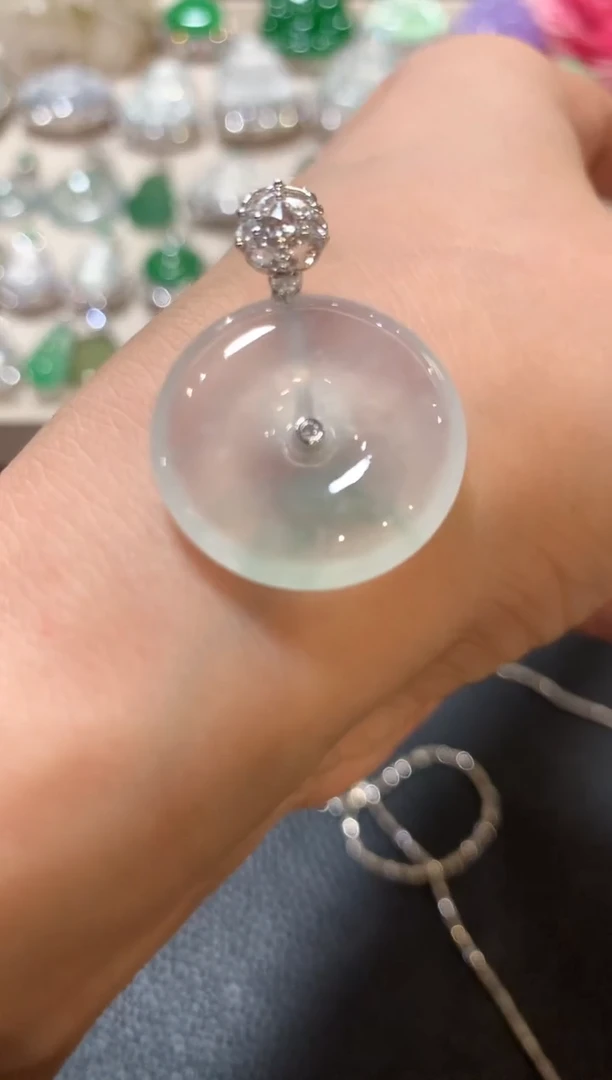 吊坠(不含链)18K金镶嵌翡翠n83