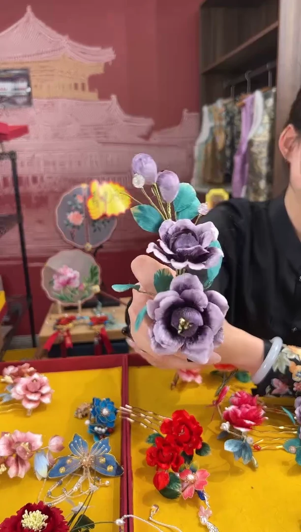 【闪购商品】刺绣非遗绒花（发饰）