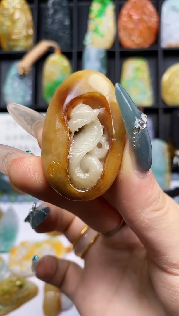 【闪购商品】定制翡翠未镶嵌A货翡翠