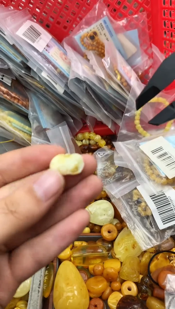 【闪购商品】琥珀珠宝奇石未镶嵌183