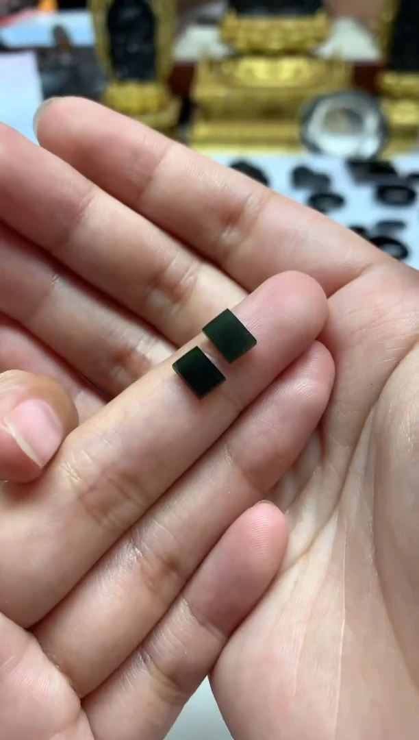 未镶嵌定制翡翠毛货