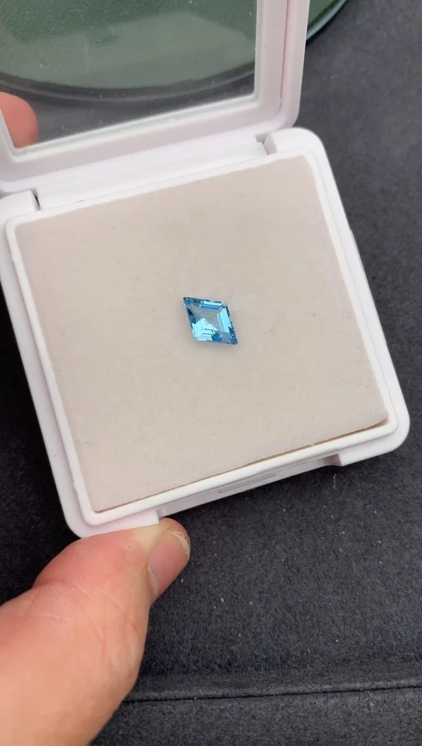 裸石海蓝宝石1.3ct海蓝宝 定制 BE