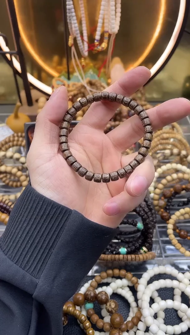 【闪购商品】椰蒂吊坠椰蒂金丝竹手串