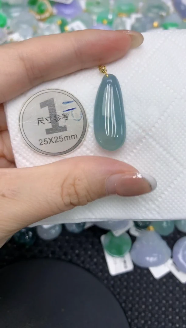 颈饰18K金镶嵌翡翠1111111