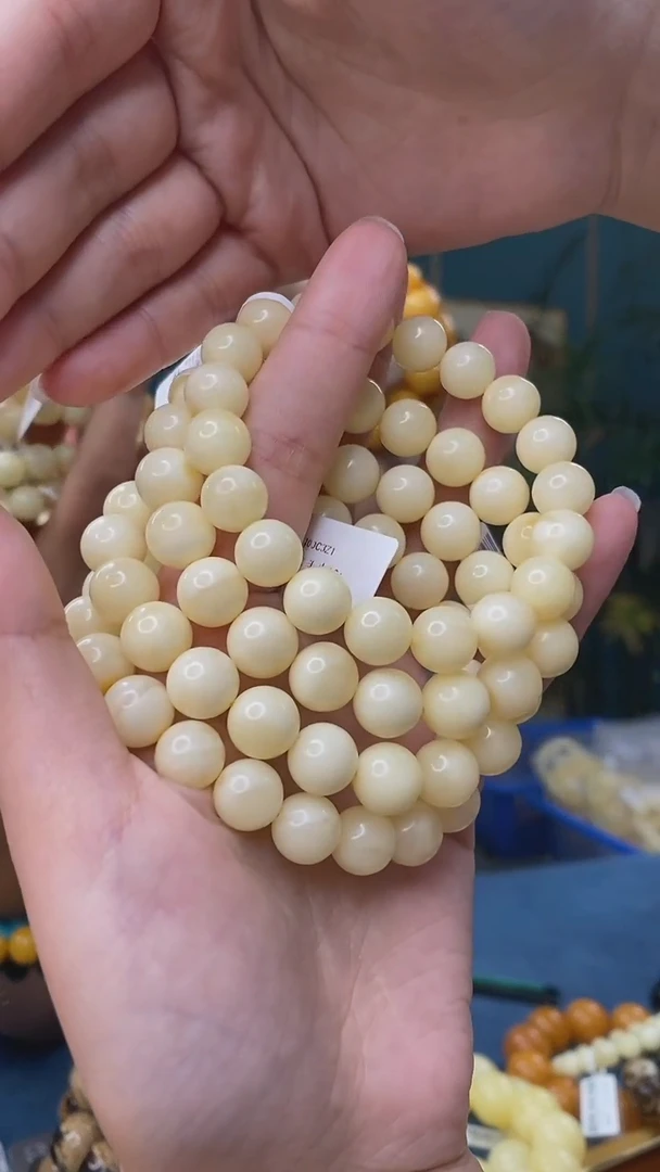 未镶嵌琥珀裸石4/25-GM-#102多样性发其一