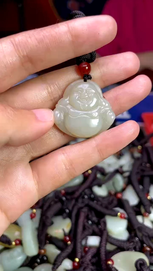 未镶嵌和田玉挂件1