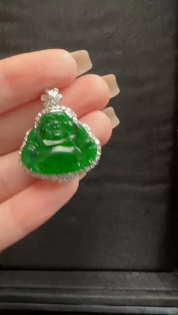 【闪购商品】翡翠颈饰18K金镶嵌2055玉佛