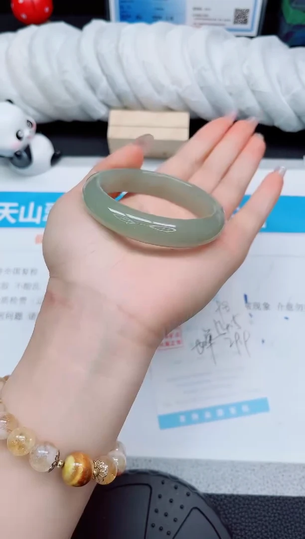 石英质玉手镯未镶嵌98-54.5