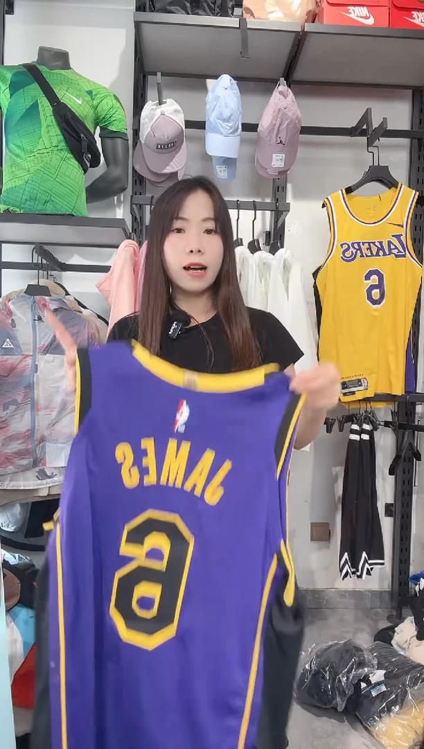 1642  编码 瑕疵款直播间过款为准 尺码