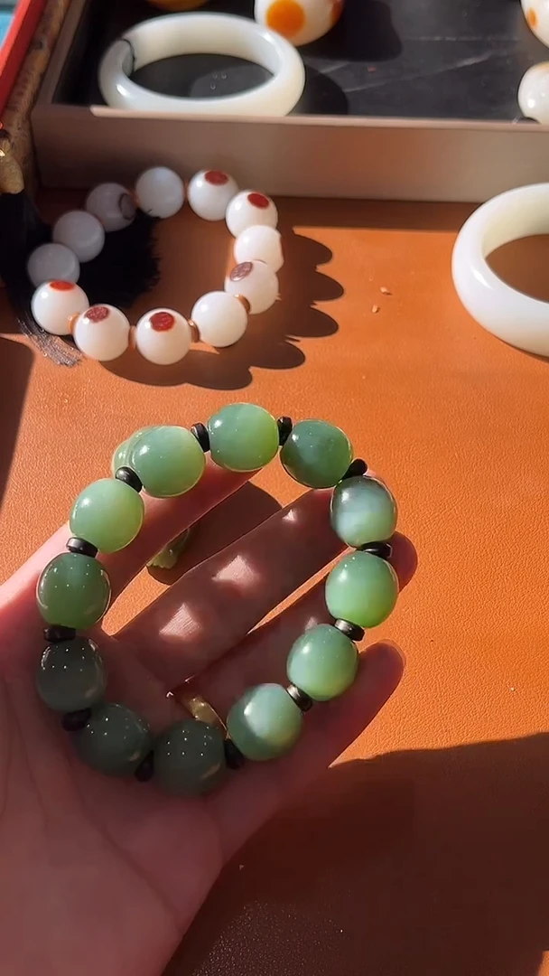 未镶嵌和田玉把件時*和田玉