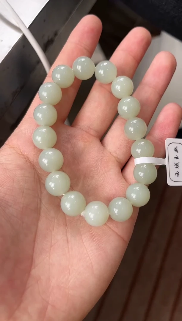 【闪购商品】和田玉手串未镶嵌且末青白手串卡12mm微色差