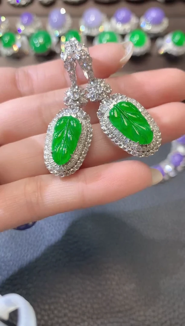 【闪购商品】翡翠耳饰18K金镶嵌A67翡翠