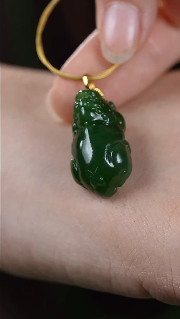 吊坠(不含链)18K金镶嵌和田玉貔貅