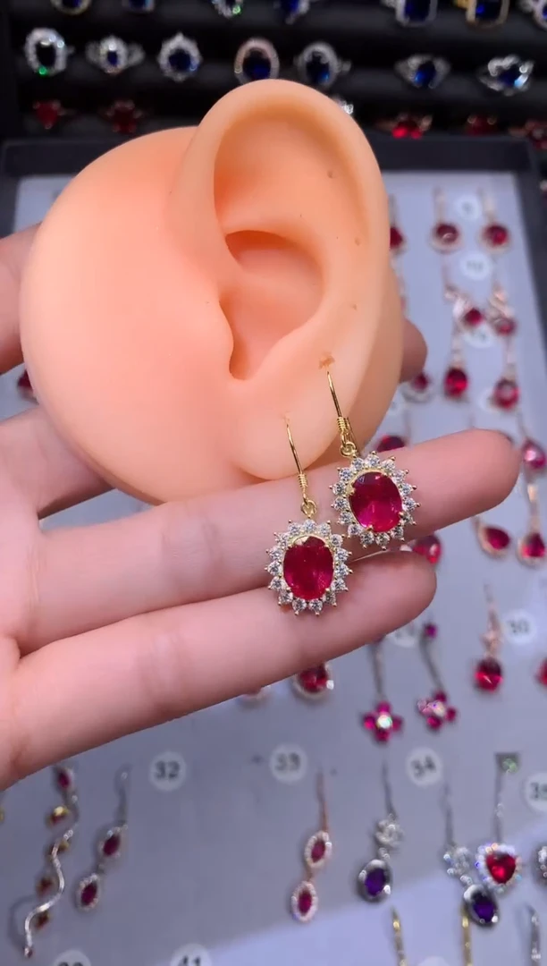 【闪购商品】红宝石耳饰银S925镶嵌79金