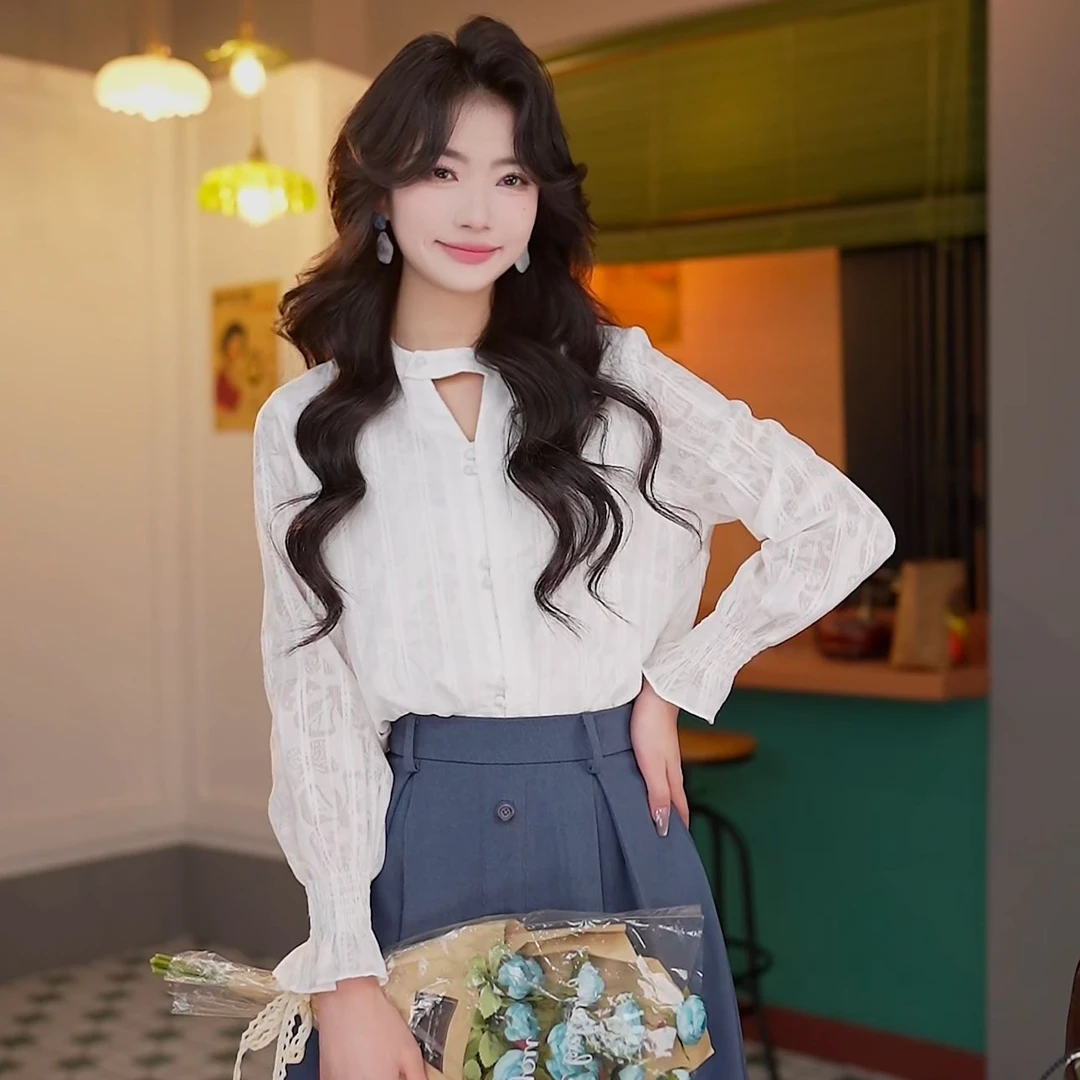 陈佳洁【怡人月色】港风复古蕾丝衬衫女宽松显瘦上衣JR3882229