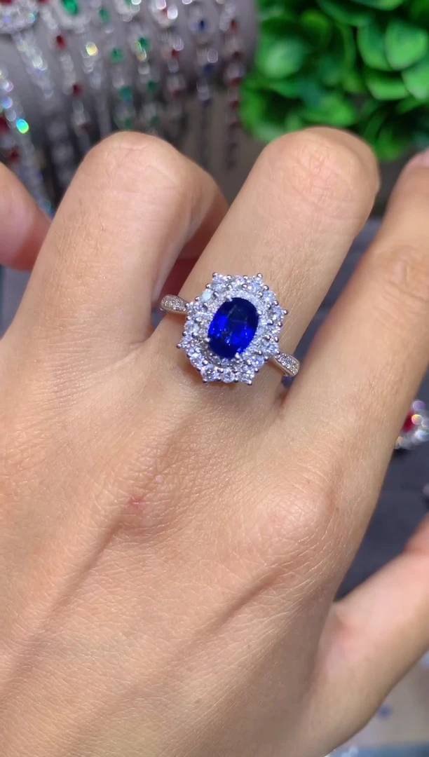 蓝宝石戒指18K金镶嵌1.01CT