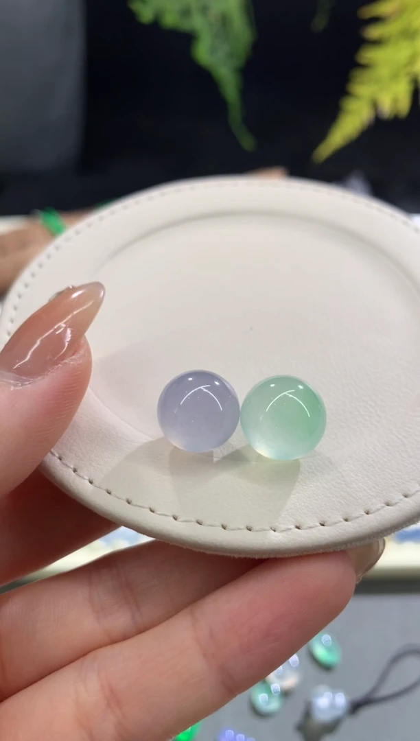散珠翡翠一对卡12.2/12.4
