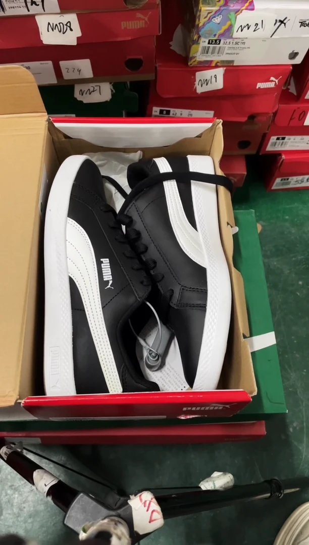 彪马时尚休闲运动鞋37M  PP71