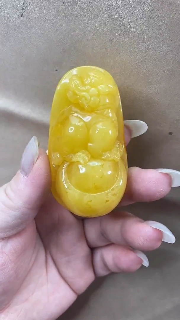 琥珀颈饰未镶嵌吊坠