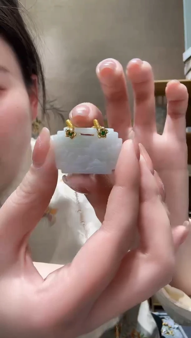 【闪购商品】翡翠颈饰未镶嵌吊坠