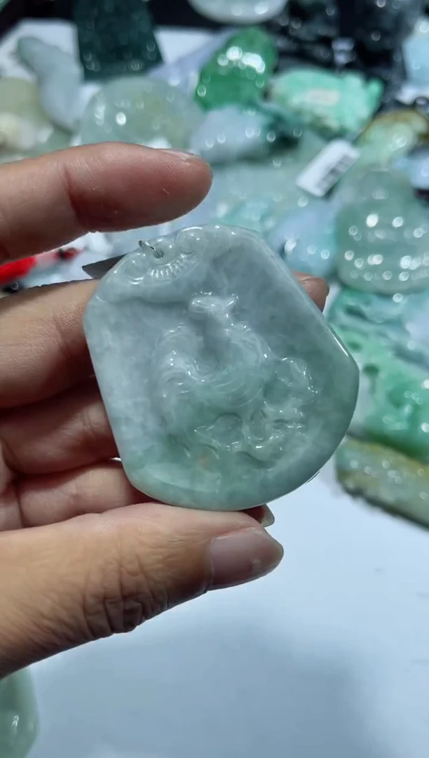 【闪购商品】翡翠颈饰未镶嵌00009164