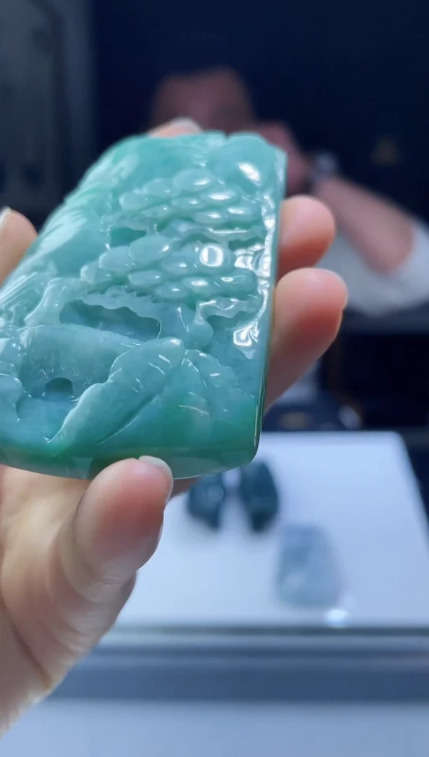 吊坠(不含链)未镶嵌翡翠劲饰未镶嵌翡翠 多样性发其一