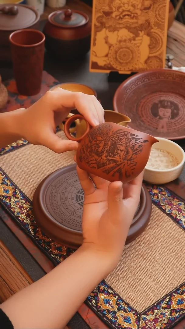 紫砂茶叶罐四大天王 朱泥