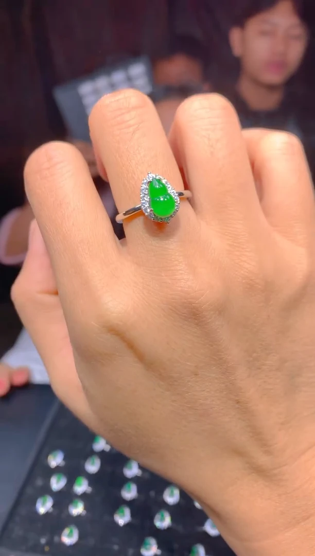 【闪购商品】定制翡翠未镶嵌7多样性发货（发其一）