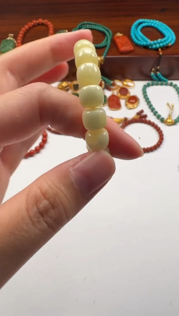 裸石蜜蜡未镶嵌燕*～手串多样性发货