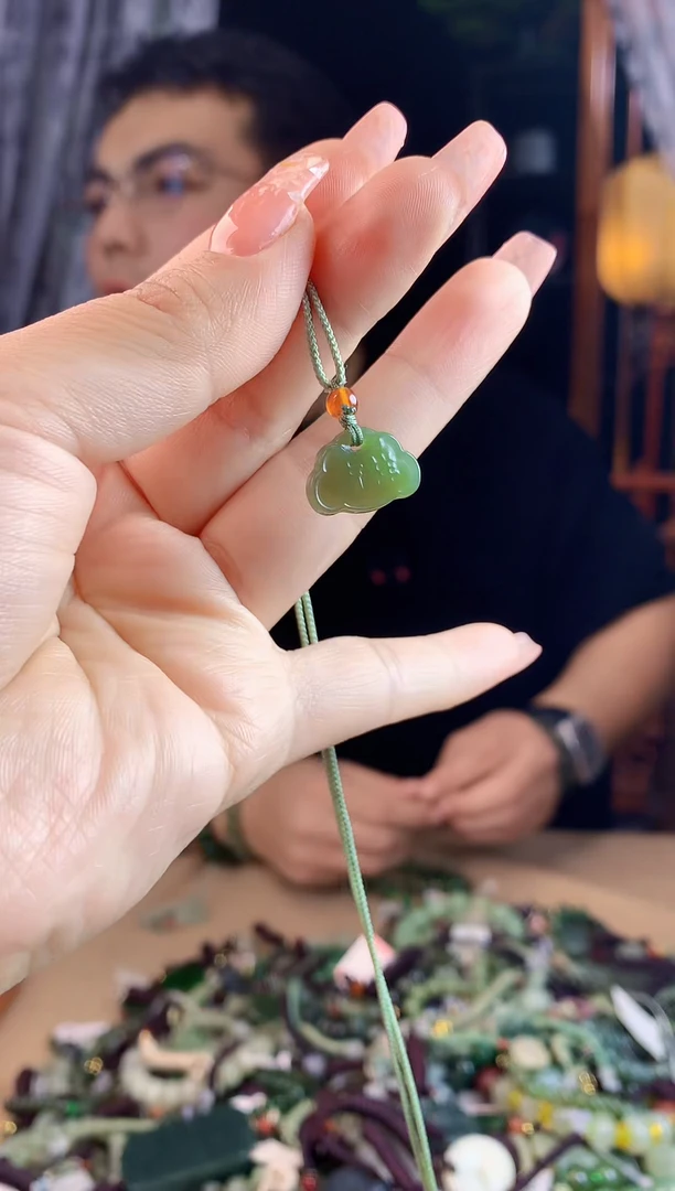 【闪购商品】和田玉挂件未镶嵌多样性发货拍一发一