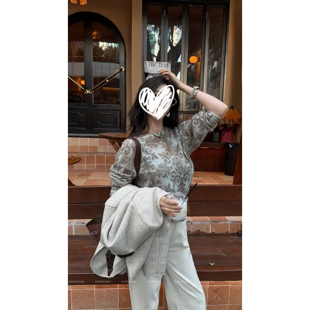 【初阳浅唱】秋季时尚休闲慵懒松弛感穿搭修身圆领长袖毛织上衣女