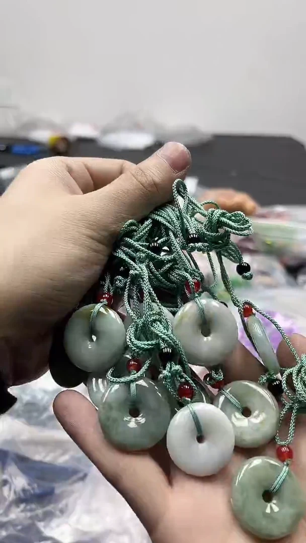 【闪购商品】翡翠颈饰未镶嵌633吊坠