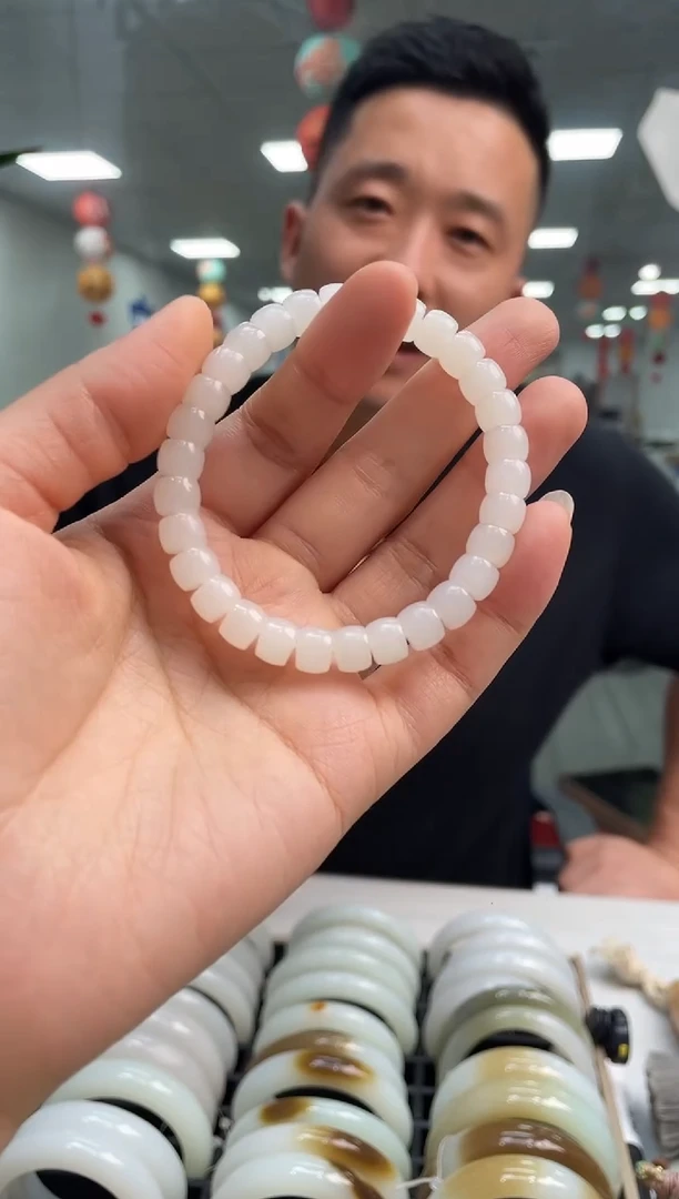 手链未镶嵌和田玉于阗老坑极限弧卡8-7手串随机发一件