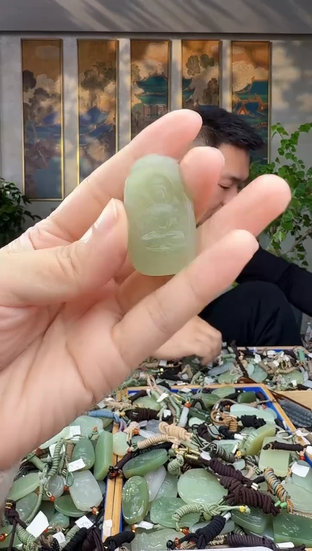 未镶嵌和田玉挂件拍一发一