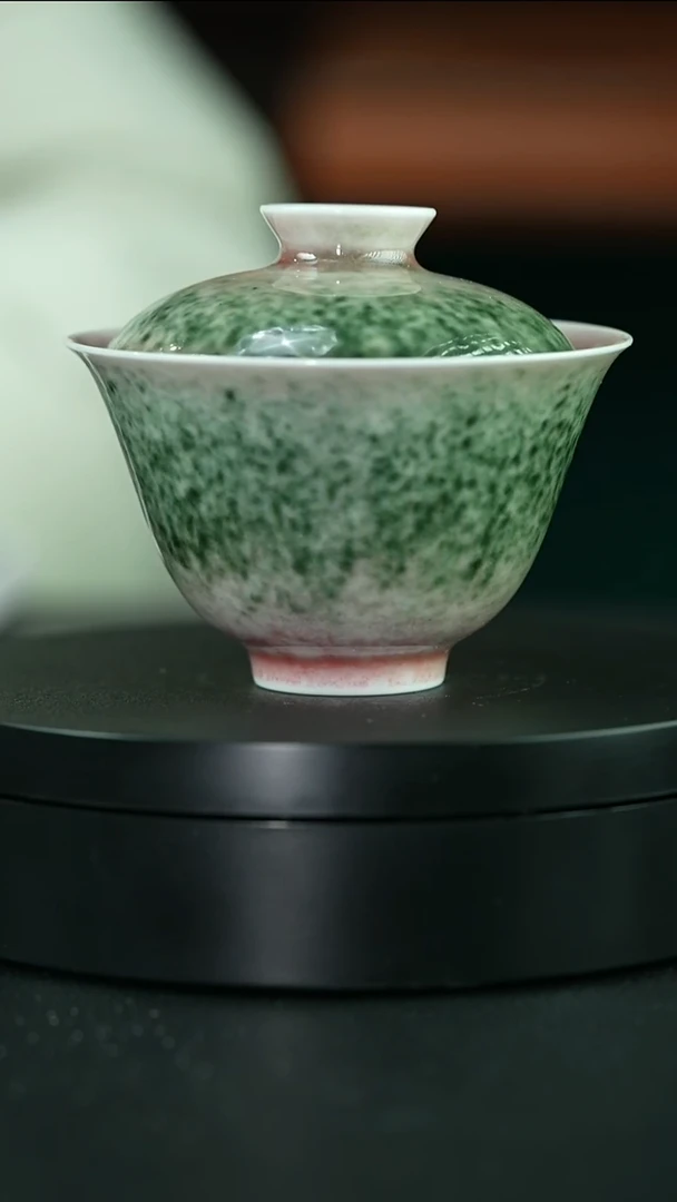 杯庐陵昱西六字篆款瓜皮绿春漫盖碗（5号）