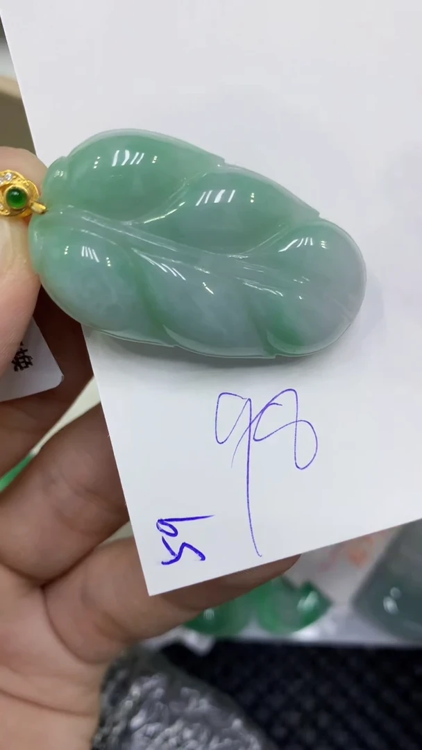 颈饰未镶嵌翡翠缅甸A货翡翠