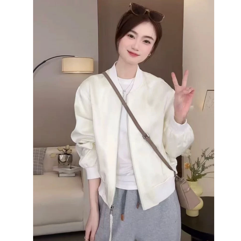 高级感休闲圆领短款棒球服外套女春季新款宽松显瘦小个子夹克上衣