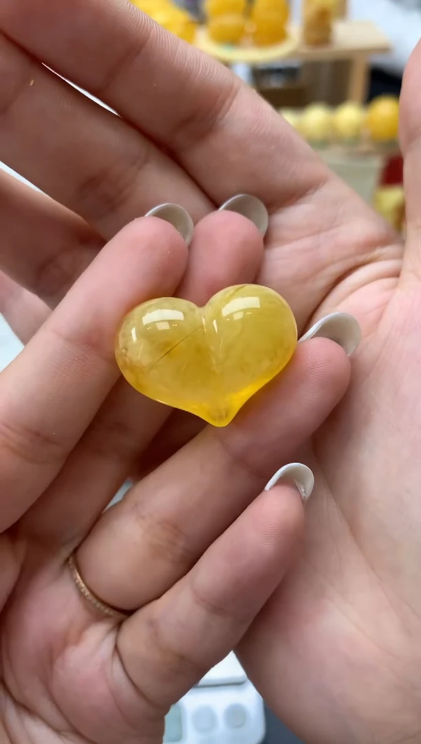 琥珀未镶嵌珠宝奇石067琥珀蜜蜡微瑕