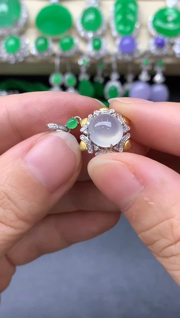 颈饰18K金镶嵌翡翠309-中国好珍宝