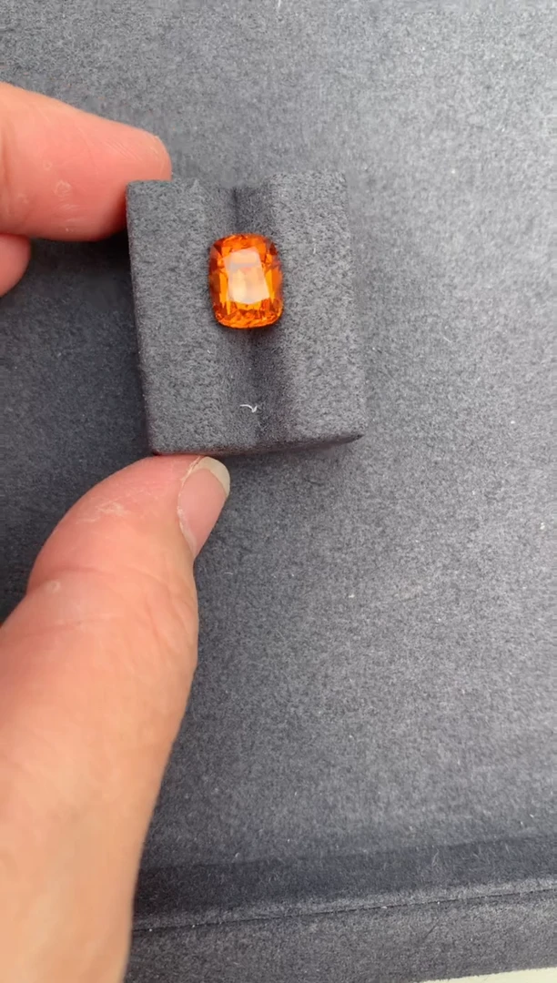 【闪购商品】石榴石（芬达石）裸石未镶嵌4.8ct芬达