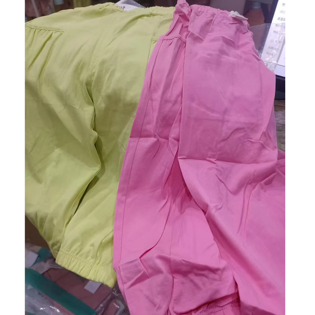 E1K2428时尚小妞裤子