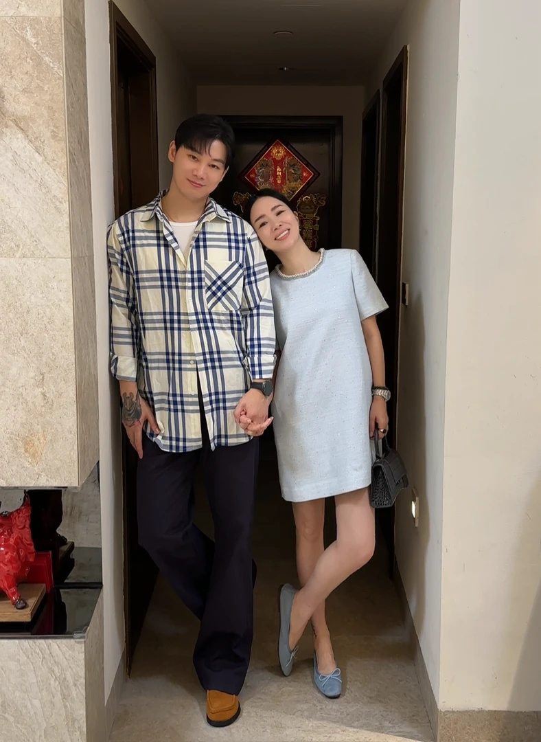 【NO退NO换】鑫燃KIKI 小香高级时尚小众百搭设计感连衣裙 010 HN