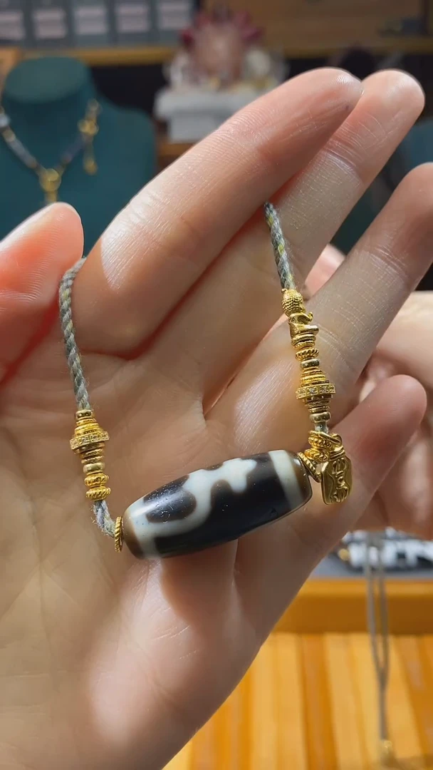 未镶嵌颈饰玛瑙/玉髓（覆膜）C07705多样性发一