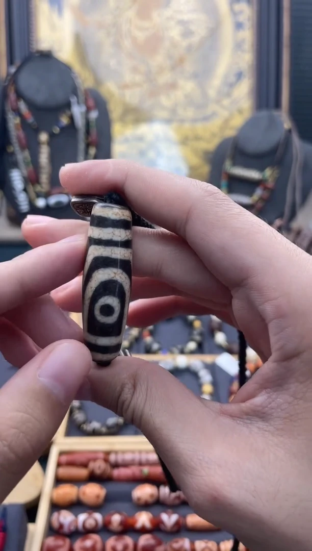 玛瑙/玉髓颈饰未镶嵌牙黄如意二眼锁骨链