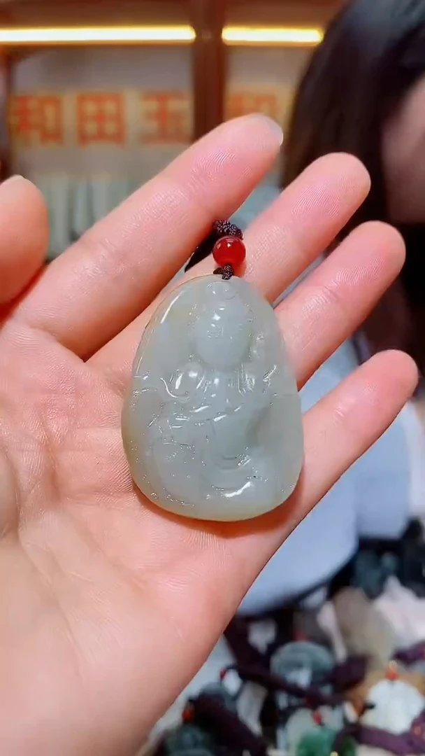 颈饰未镶嵌和田玉1