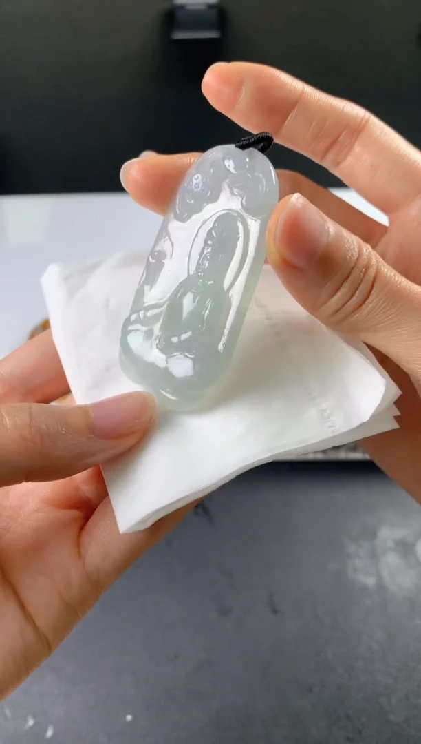 定制翡翠未镶嵌从***落毛货抛光